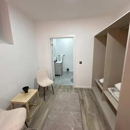 Villa Victoria 1942 *